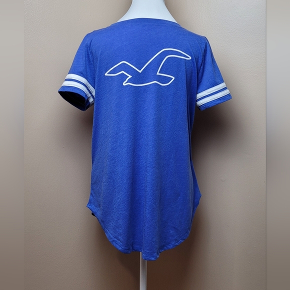 Hollister Logo Graphic Tee - Picture 3 of 6
